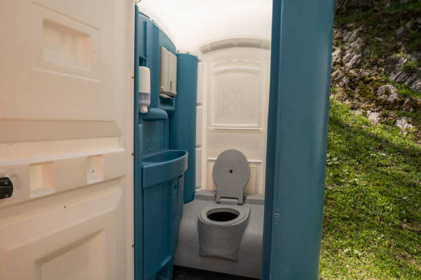 Best Portable toilet rental cost  in Lyons, NJ